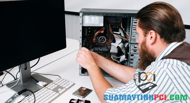 3 Things to Consider before Hiring Computer Repair Services |  911-Computer.com Computer repair near me