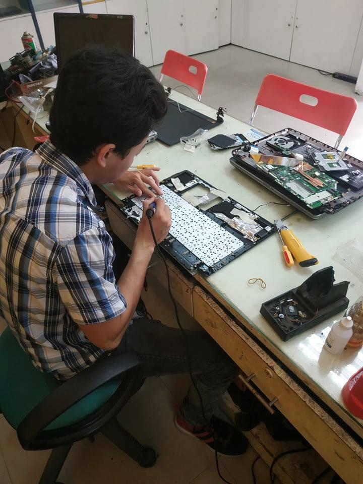 Top 5 Địa Chỉ Sửa Laptop Uy Tín Tại Huyện Hưng Nguyên