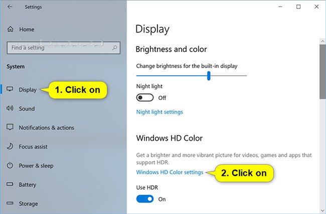 Nhấn vào Display ở phía bên trái và nhấn vào liên kết Windows HD Color settings ở phía bên phải trong Windows HD Color