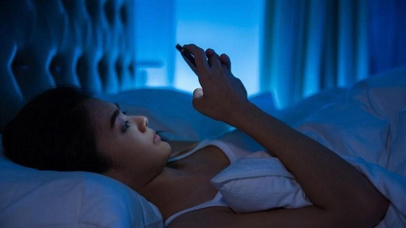 Cách để có giấc ngủ ngon hơn khi bạn thường xuyên sử dụng smartphone