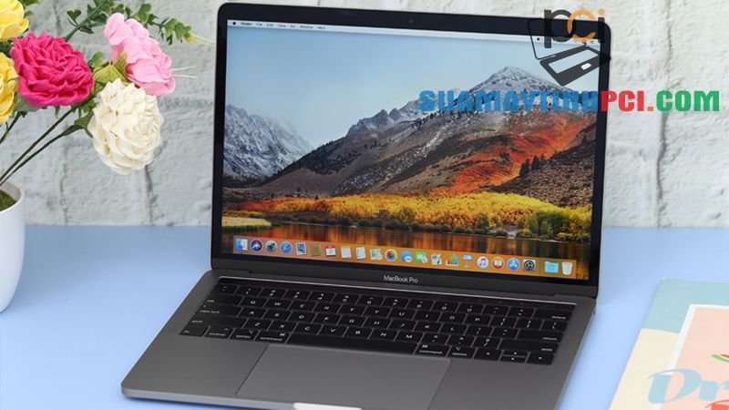 So sánh MacBook Air 2020 và MacBook Pro 2019 - Lựa chọn nào đáng giá? - Tin Công Nghệ