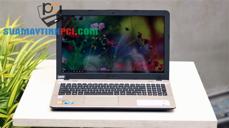 Top 5 laptop dưới 15 triệu bán chạy nhất tháng 04/2022 tại TGDĐ - Tin Công Nghệ