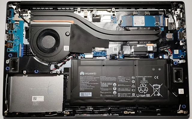 Khi Nào Cần Thay Mới Pin Laptop Huawei?
