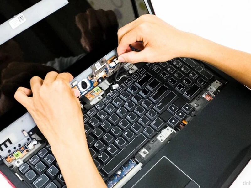 Sửa Laptop Dell Giá Rẻ Lấy Ngay