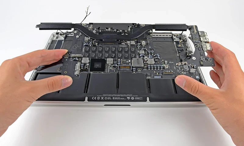 Cửa Hàng Sửa Chữa Macbook Không Lên Nguồn - Sập Nguồn Tại TPHCM
