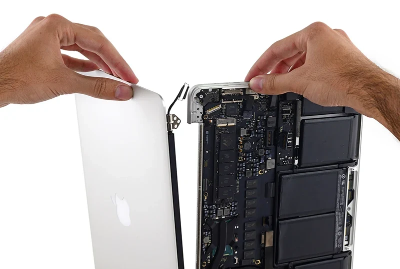Cửa Hàng Sửa Chữa Macbook Không Sạc Pin - Pin Ảo - Pin Nhanh Hết Tại TPHCM