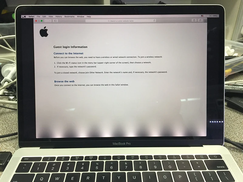 Cửa Hàng Sửa Chữa Macbook Dính Nước - Vào Nước - Không LênTại TPHCM