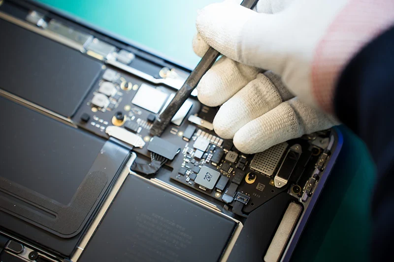 Cửa Hàng Sửa Chữa Macbook Lỗi Âm Thanh - Loa Rè - Mất Tiếng Tại TPHCM