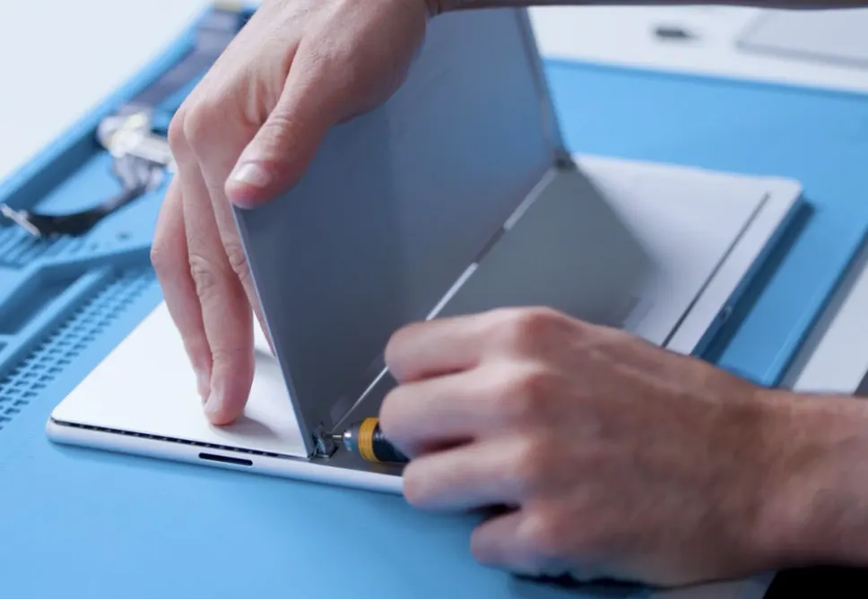 Sửa Surface Huyện Nhà Bè – Uy Tín Tận Nhà