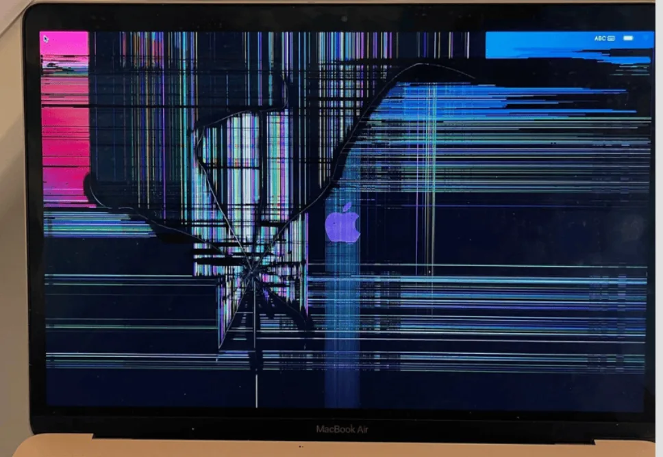 Địa Chỉ Sửa Laptop Bị Vỡ Màn Hình TPHCM Gần Đây