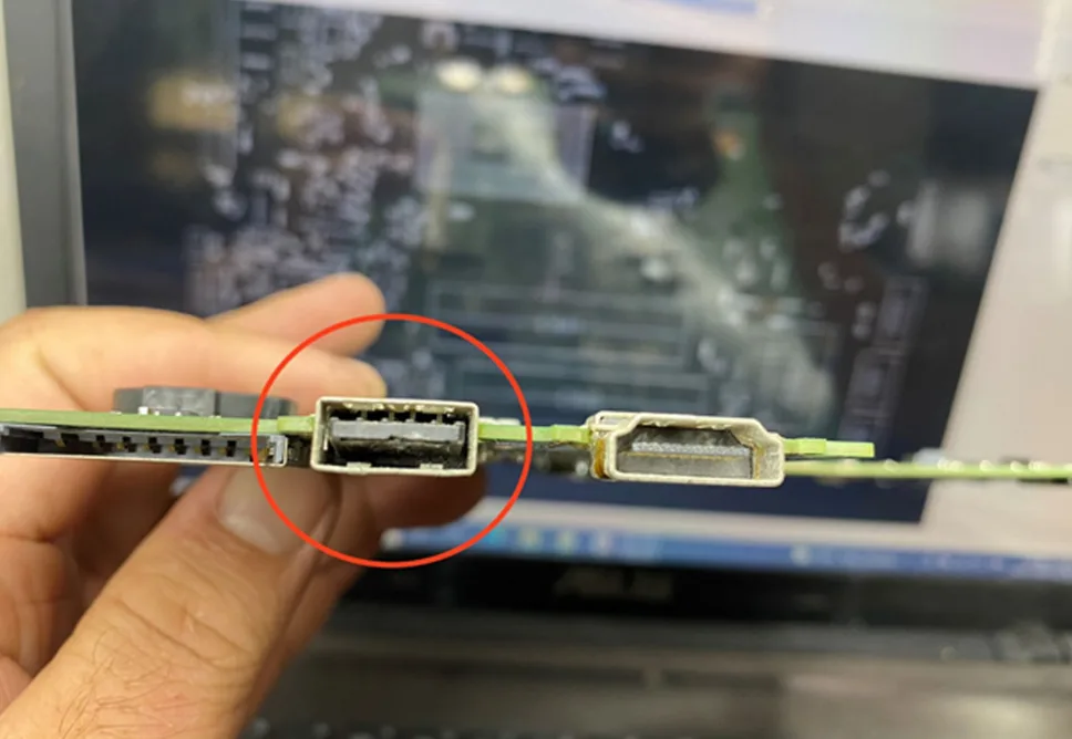 Địa Chỉ Sửa Laptop Không Nhận Usb TPHCM