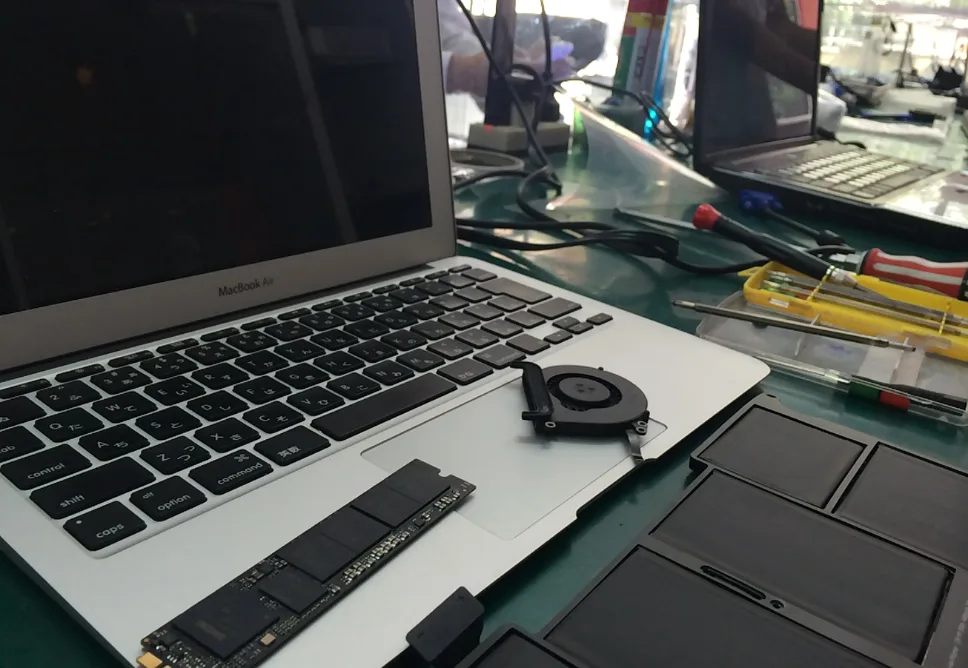 Địa Chỉ Sửa Laptop Sập Nguồn Đột Ngột TPHCM