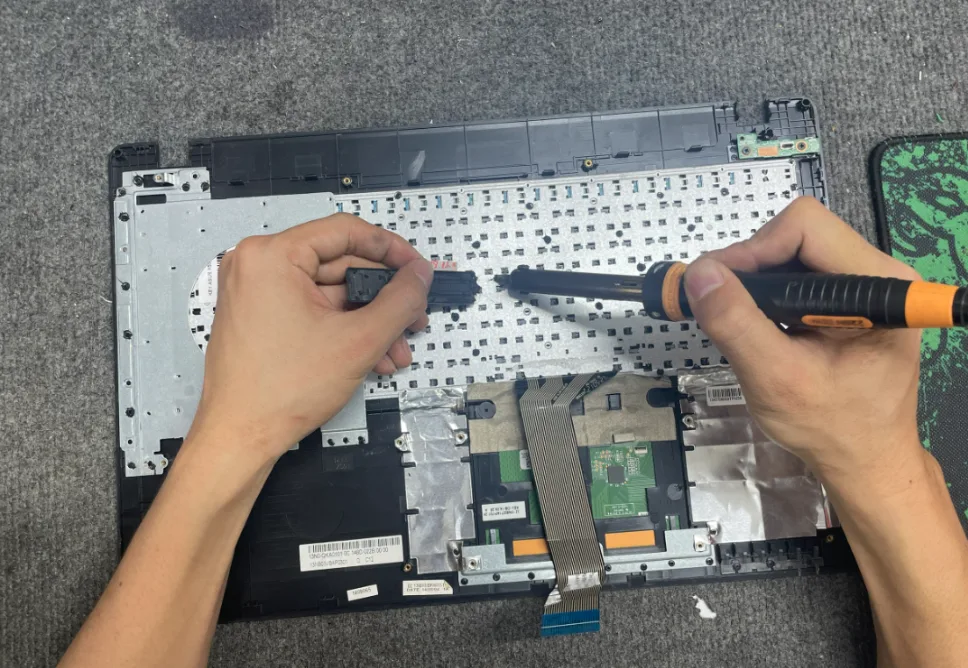 Địa Chỉ Thay Bàn Phím Laptop Quận 12 Gần Đây