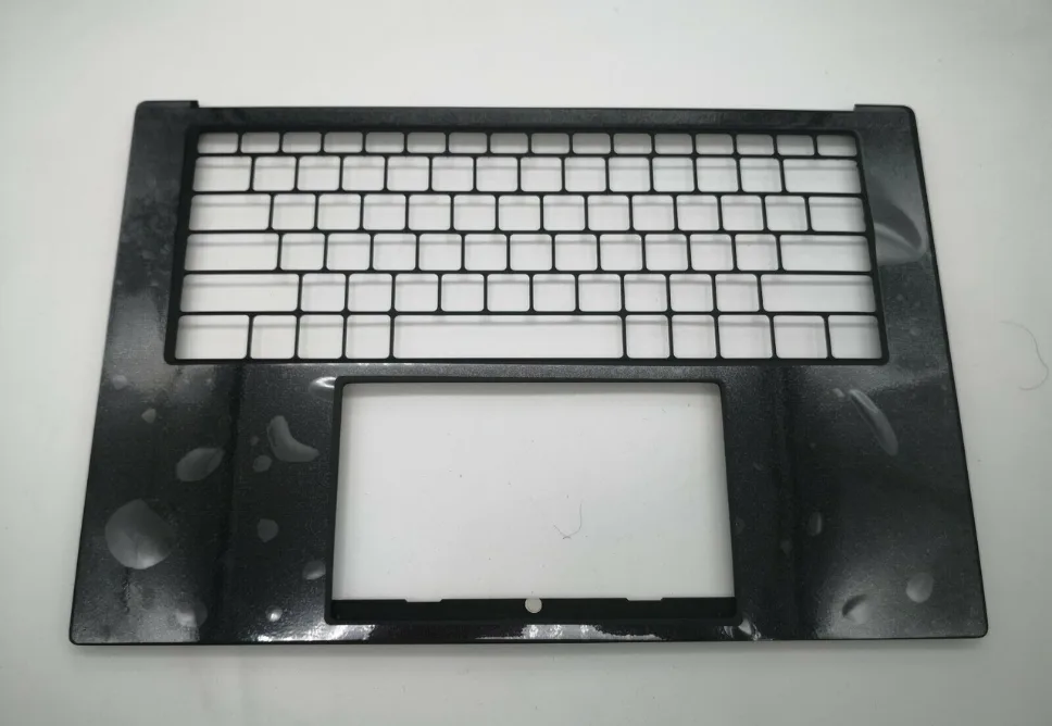 Địa Chỉ Thay Vỏ Laptop Bị Trầy Xước, Gãy Ốc Tại TPHCM