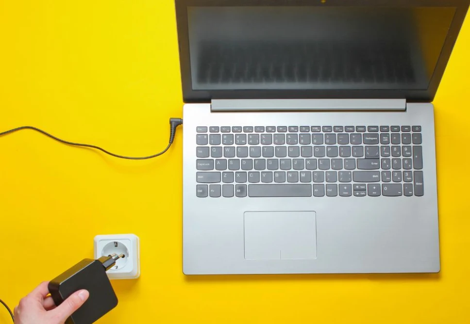 Sửa Laptop Không Nhận Sạc Phường An Phú Đông - Quận 12 Cũ | Lấy Liền