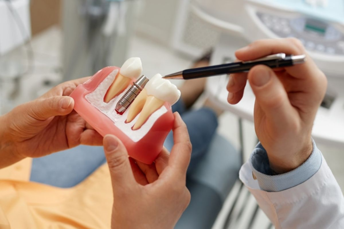 Người hút thuốc cần ngưng hút thuốc ít nhất từ một đến hai tuần trước khi tiến hành phẫu thuật