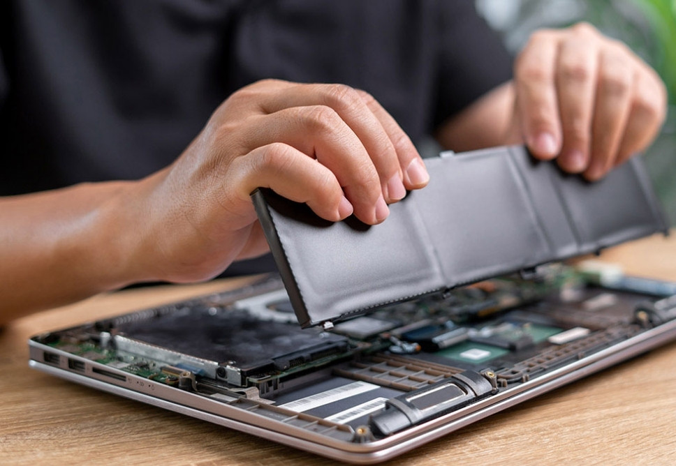 Thay Pin Laptop Quận Tân Bình