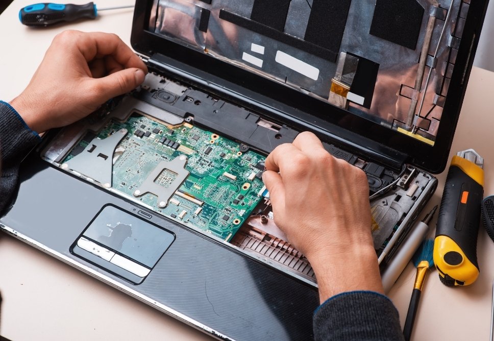 Sửa Máy Tính Kêu To Quận 10 - Uy Tín, Gần Đây