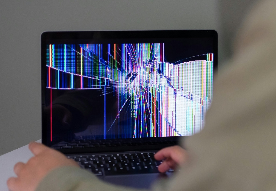 Sửa Màn Hình Máy Tính Quận 4 Gần Đây