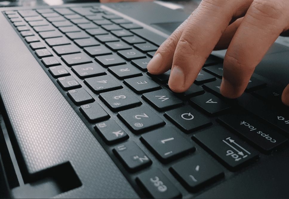 Sửa Bàn Phím Máy Tính Quận 6 Tận Nơi