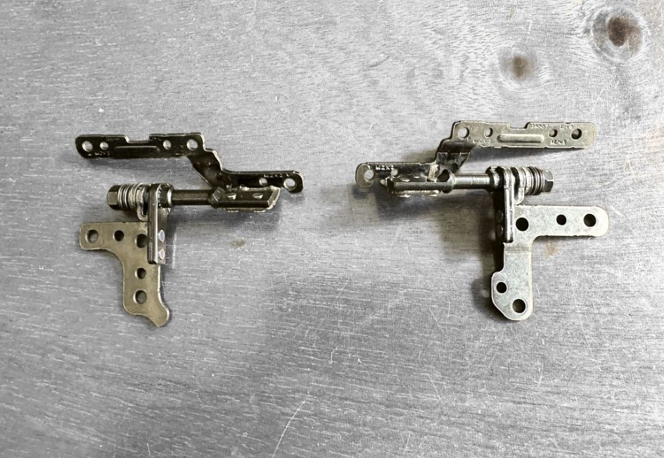 Thay Bản Lề Laptop Lấy Ngay Ở Quận Phú Nhuận