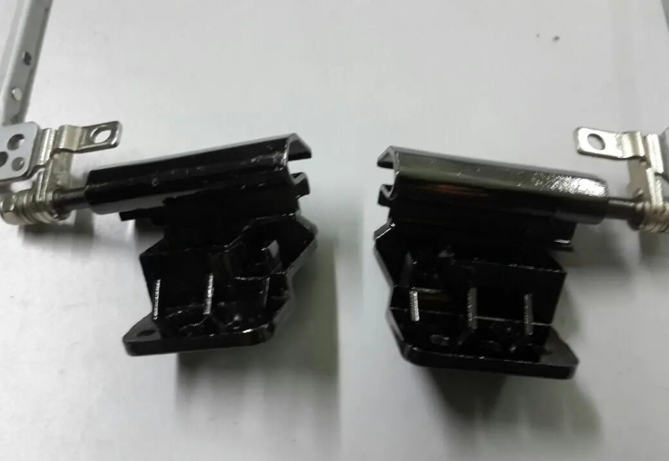 Thay Bản Lề Laptop Quận Phú Nhuận Tận Nhà