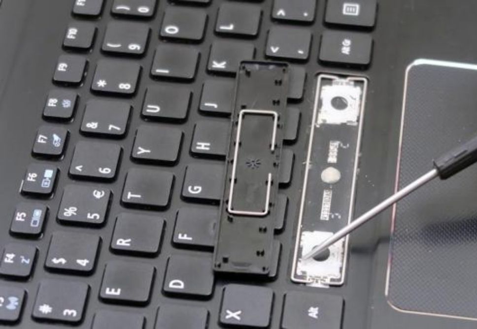 Thay Bàn Phím Laptop Quận Tân Bình Giá Sỉ