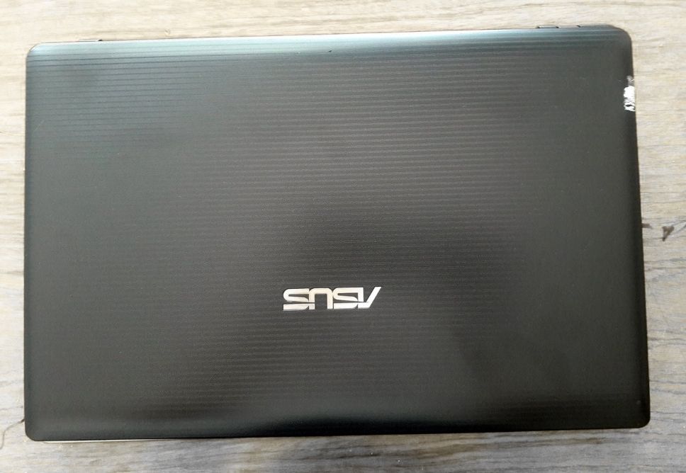 Thay Vỏ Laptop Quận Tân Bình Lấy Ngay