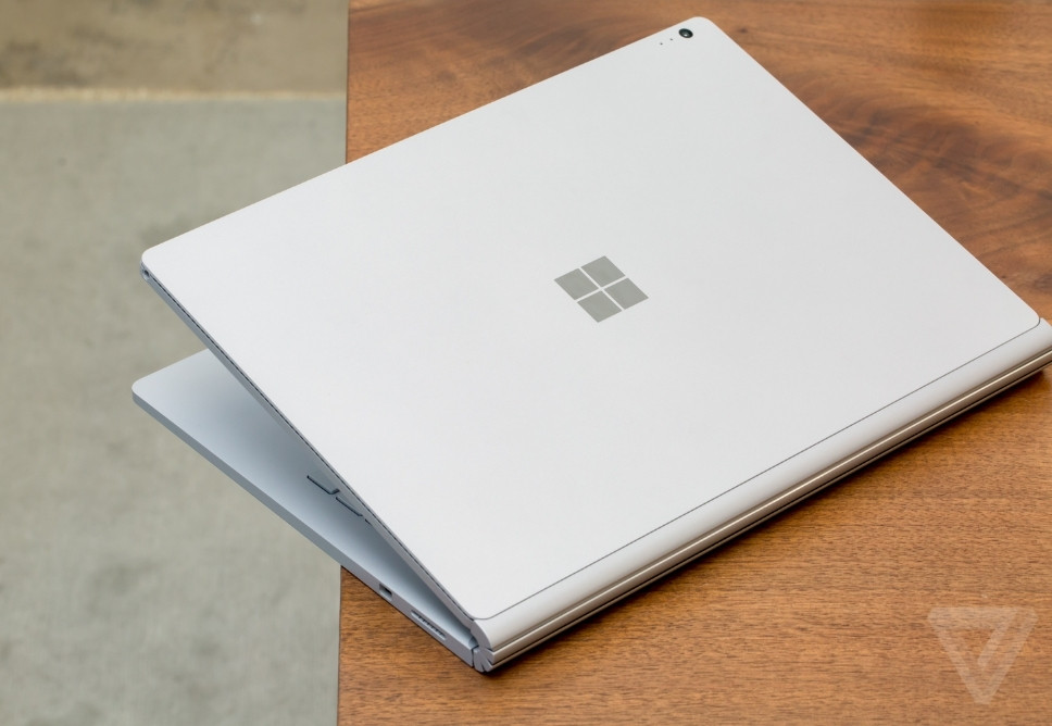 Thay Pin Surface Quận Gò Vấp Uy Tín Giá Rẻ