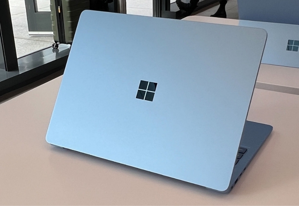 Thay Màn Hình Surface Gần Đây Ở TPHCM