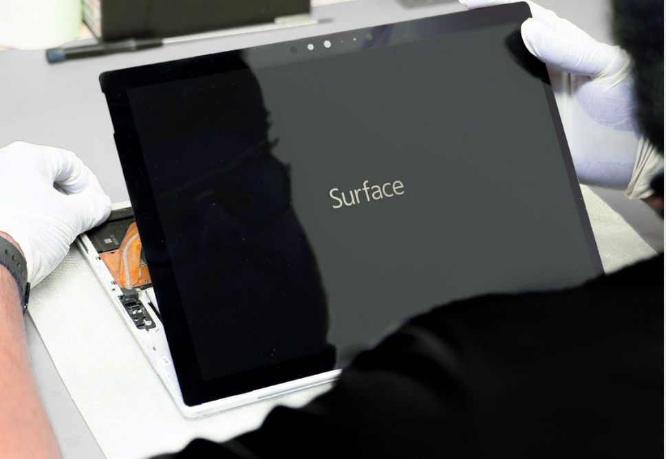 Thay Màn Hình Surface Gần Đây Ở TPHCM