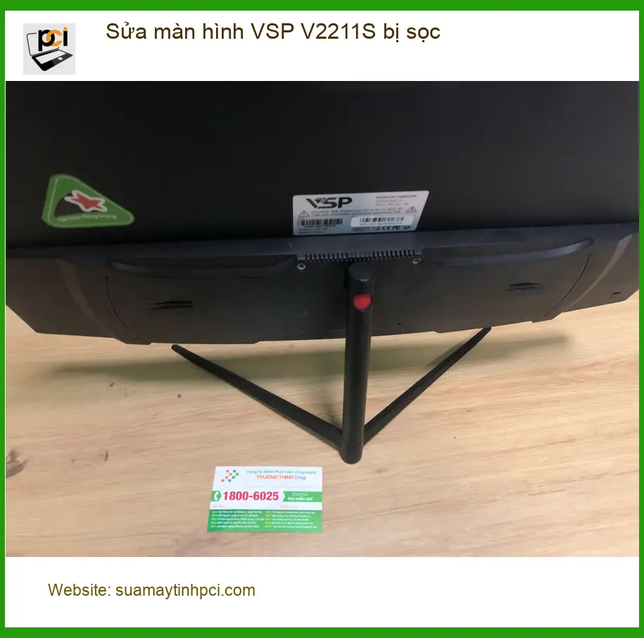 Anh Quang hoạ sĩ loay hoay sửa màn hình VSP V2211S bị sọc Quận Bình Tân ảnh thực tế 2