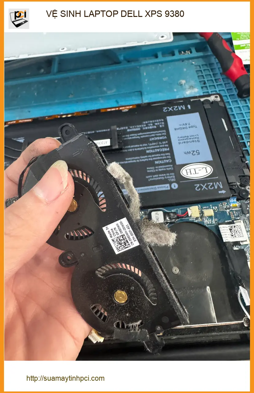 Anh Tùng tìm dịch vụ vệ sinh Laptop Dell XPS 9380 Quận 10 uy tín ảnh thực tế 2