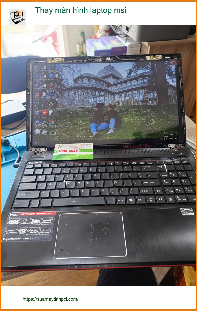Anh Vĩnh quản lý cửa hàng bận rộn – Dịch vụ Thay màn hình laptop msi Quận Tân Phú