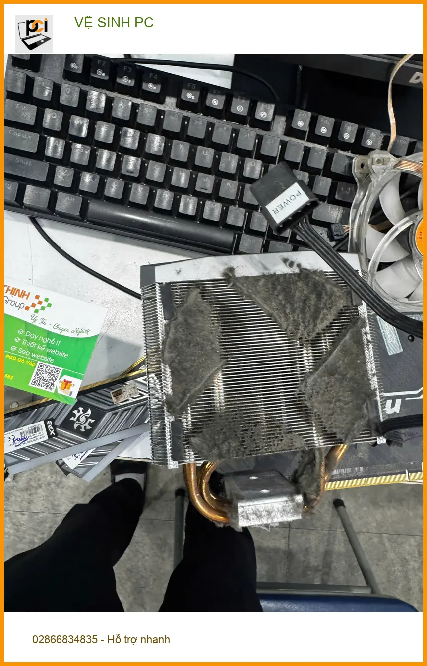 Anh Quang phát hiện PC đầy bụi bẩn - Dịch vụ vệ sinh PC Quận 10 uy tín ảnh thực tế 1