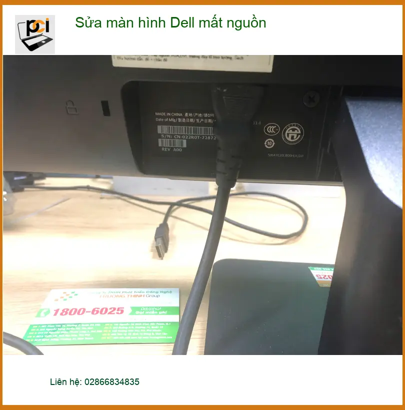 Anh Khôi thợ cơ khí khó chịu vì màn hình Dell mất nguồn ở Quận Bình Tân